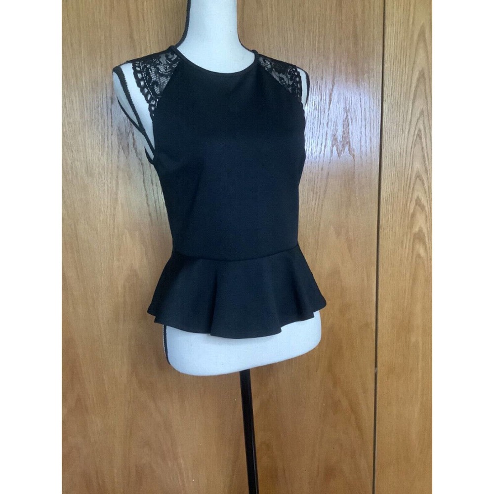 TOP SHOP sz 6 black back button down lace peplum top
